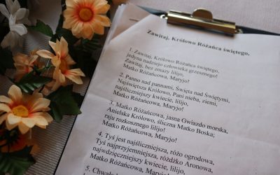 PAŹDZIERNIKOWE SPOTKANIA Z RÓŻAŃCEM