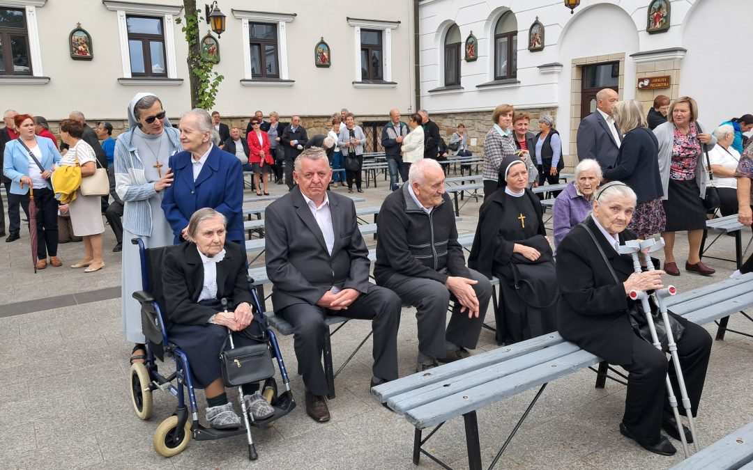 ” MAŁY ODPUST” W TUCHOWSKIM SANKTUARIUM